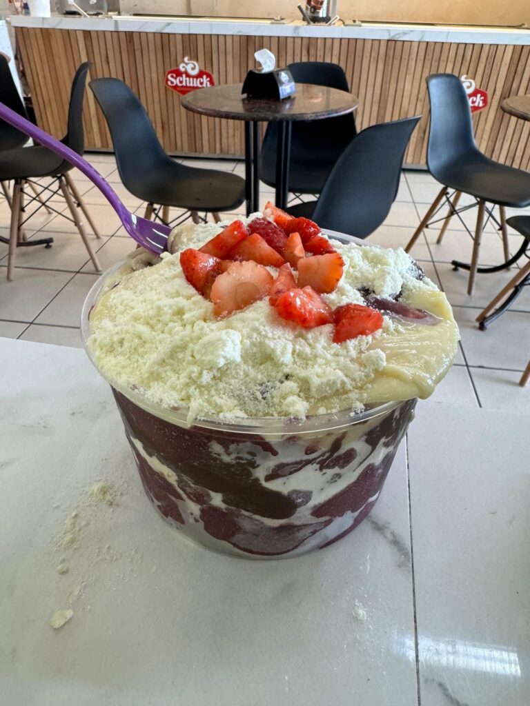 Pote de açaí Schuck